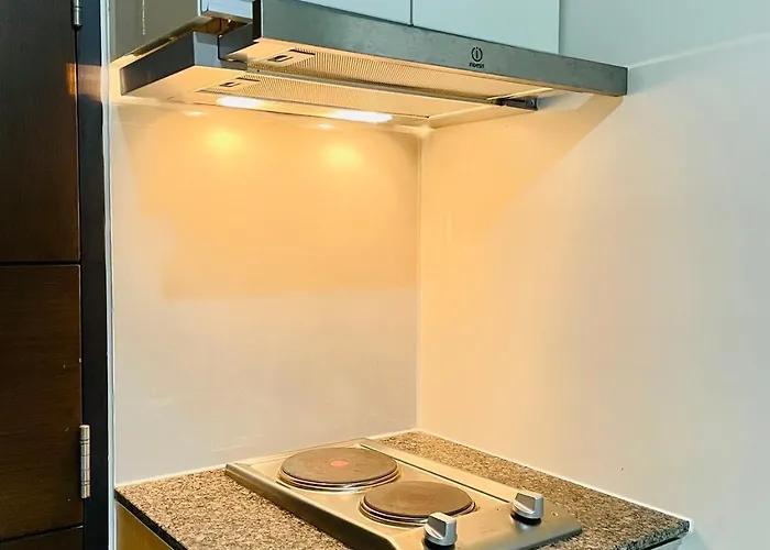 Thompson - Elegant Queen Roo In, One Uptown Residences Bgc Apartamento