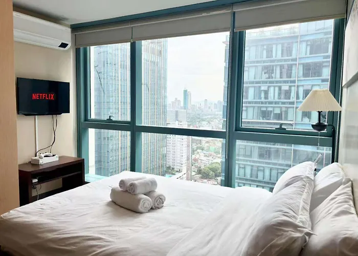 Thompson - Elegant Queen Roo In, One Uptown Residences Bgc Apartamento Manila