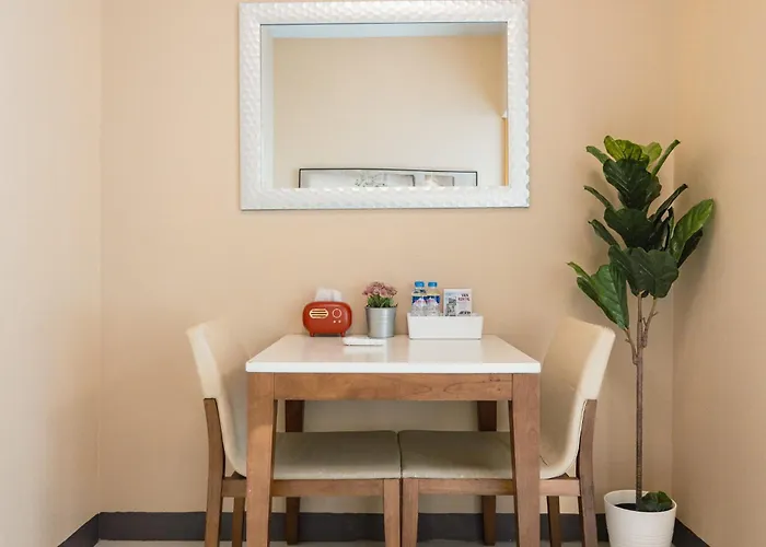 Thompson - Elegant Queen Roo In, One Uptown Residences Bgc Apartamento *