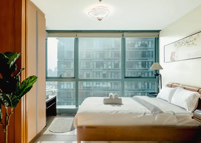 Apartamento Thompson - Elegant Queen Roo In, One Uptown Residences Bgc Manila